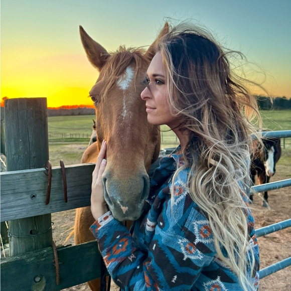 Meet your Posher, Ashley - Picture 1 of 6